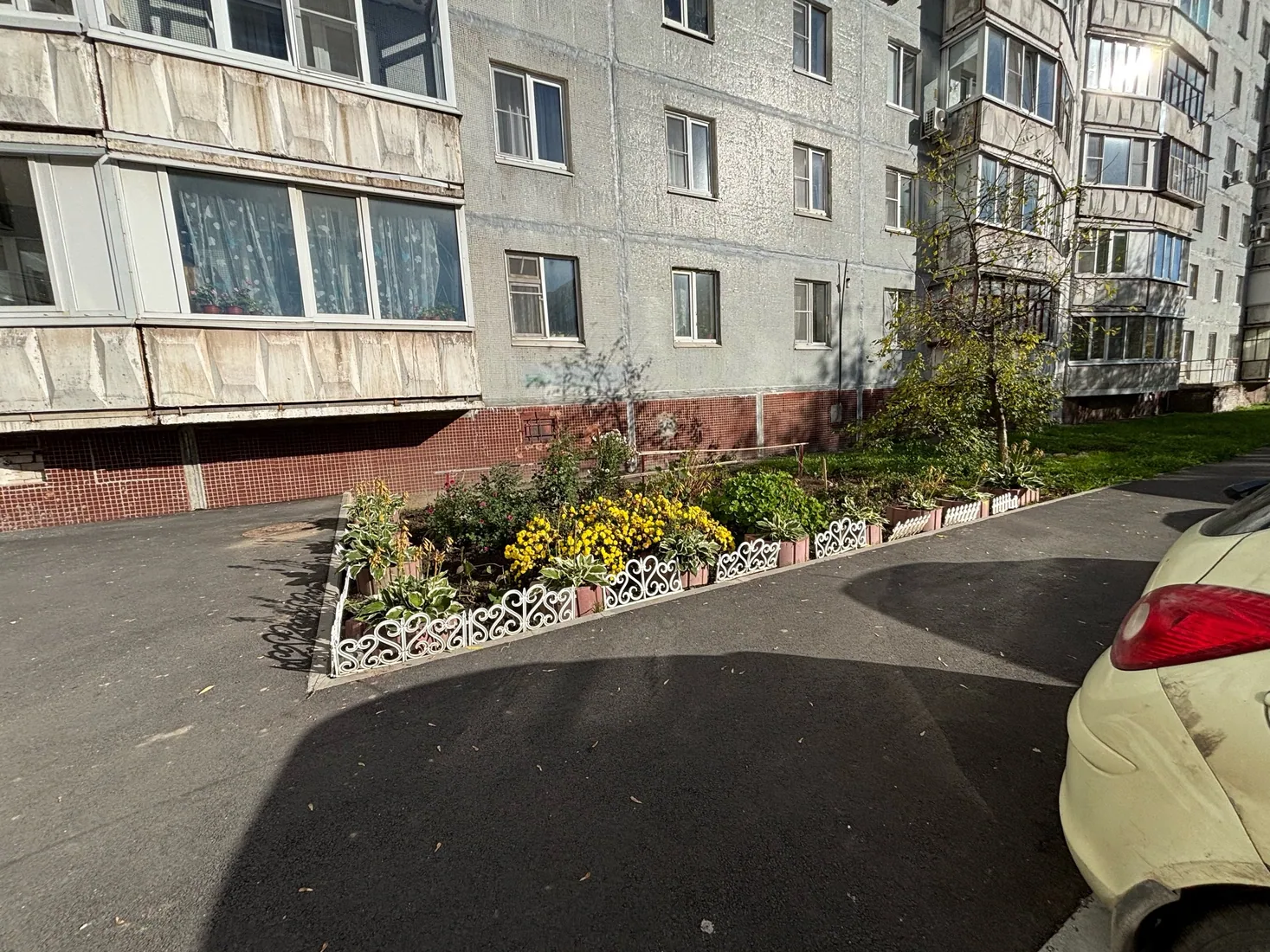 Фотография территории дома по адресу ул. Ленина, 11