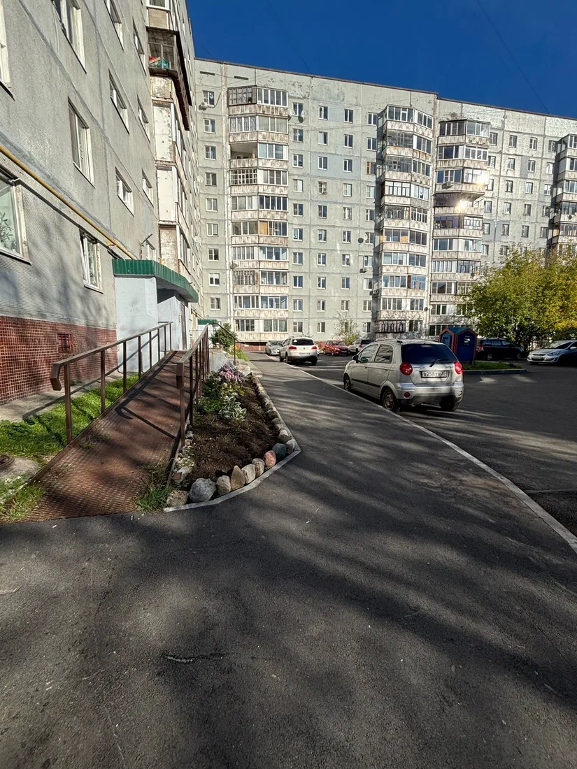 Фотография территории дома по адресу ул. Ленина, 11